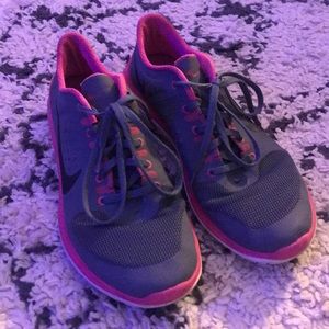 pink and gray nike shoes